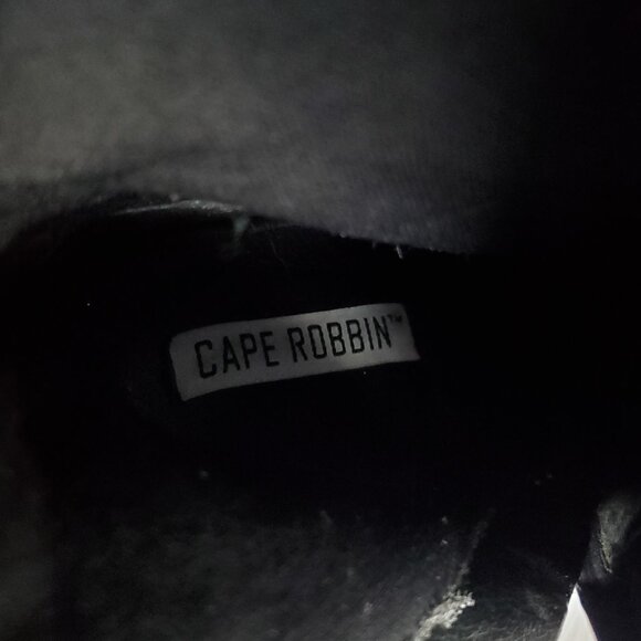 Cape Robbin Black Gigi Studded Suede Side Zipper Ankle Boots SZ 8.5 - Picture 8 of 11